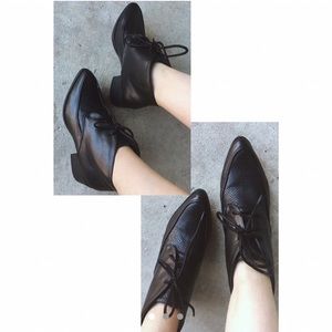 Black faux leather ankle Oxford shoes